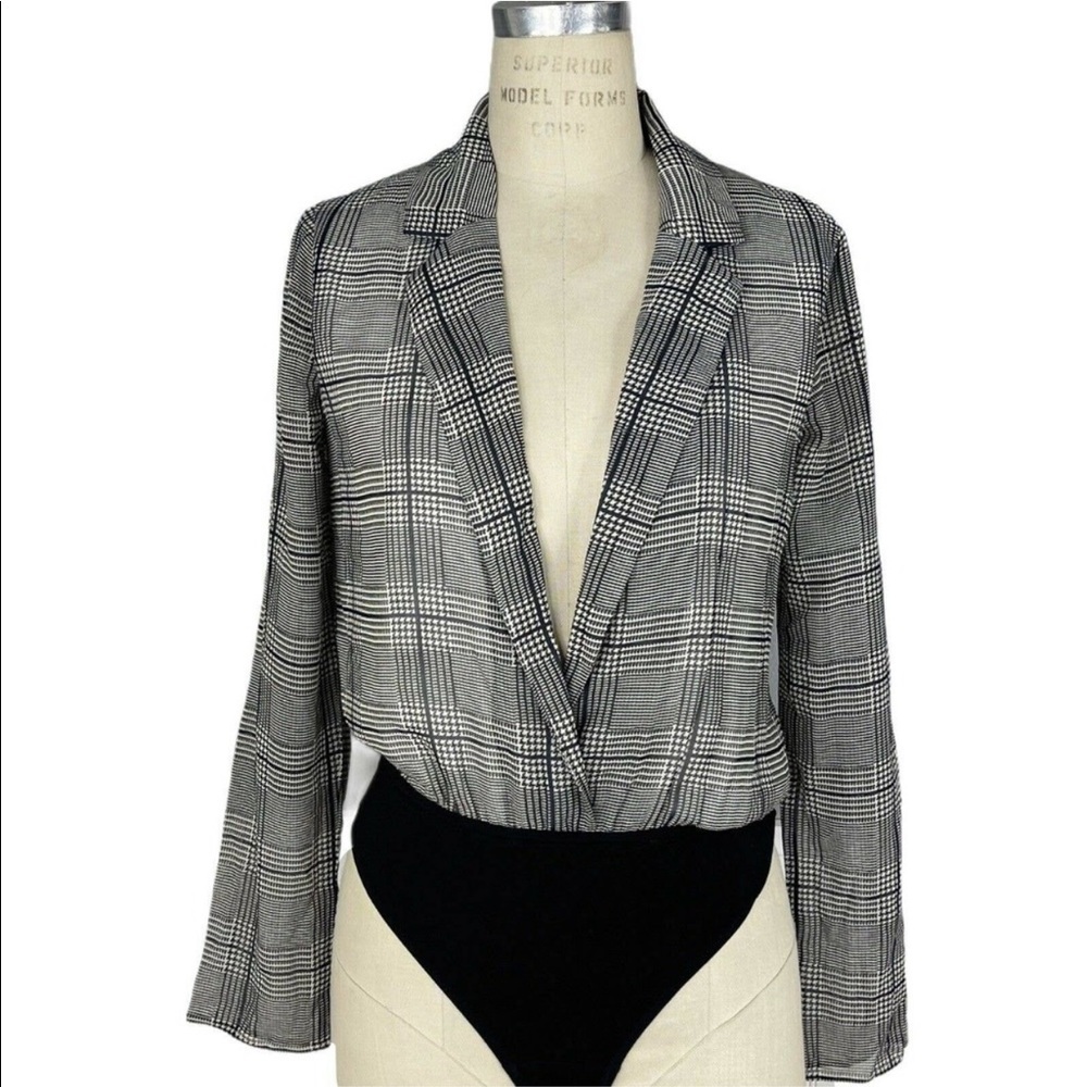 NBD Long Sleeve Bodysuit Black Houndstooth Plunge